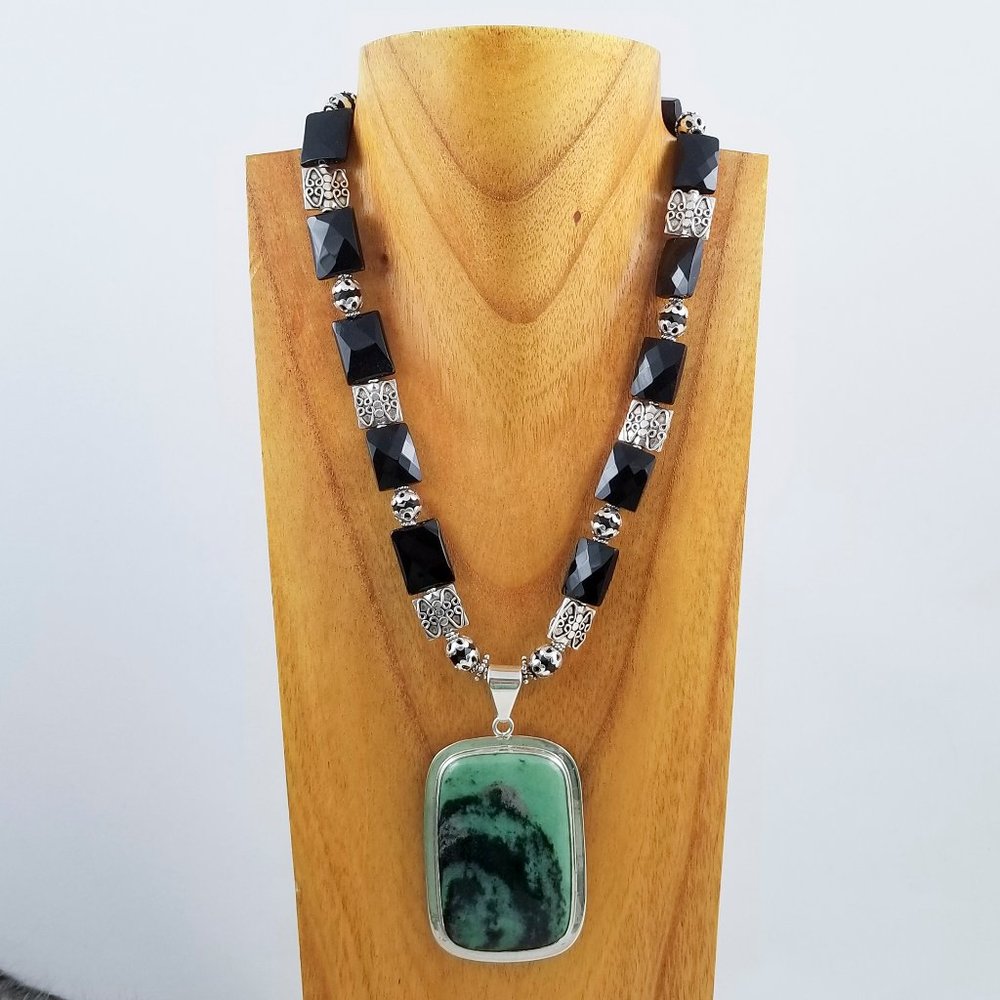 Madagascar Green Jasper and Black Onyx Necklace
